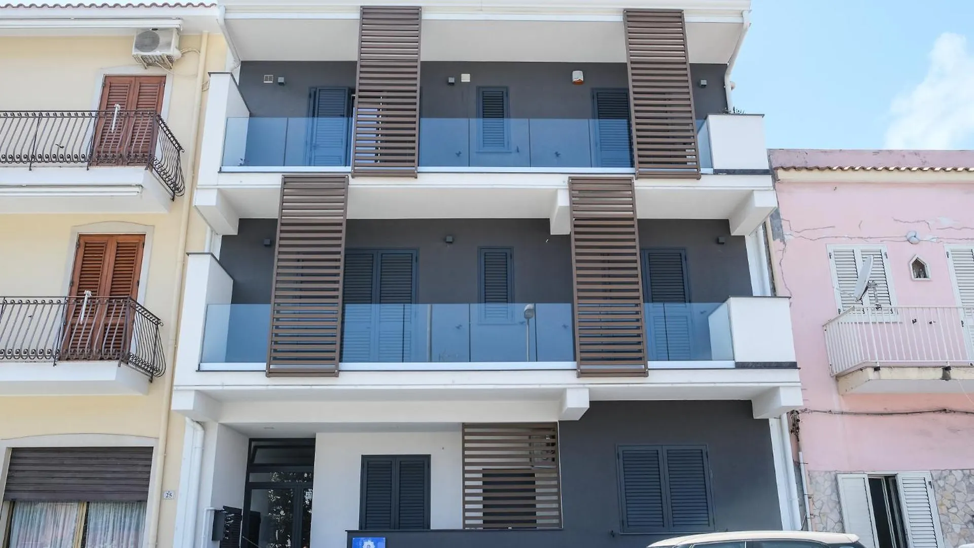 Maddareti Villa Milazzo